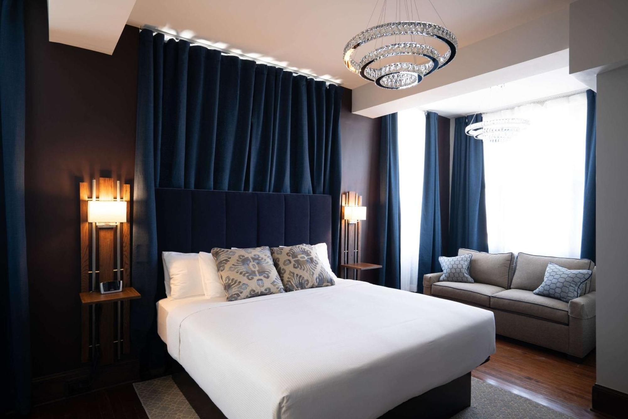 The Esquire Hotel Downtown Gastonia, Ascend Hotel Collection Экстерьер фото