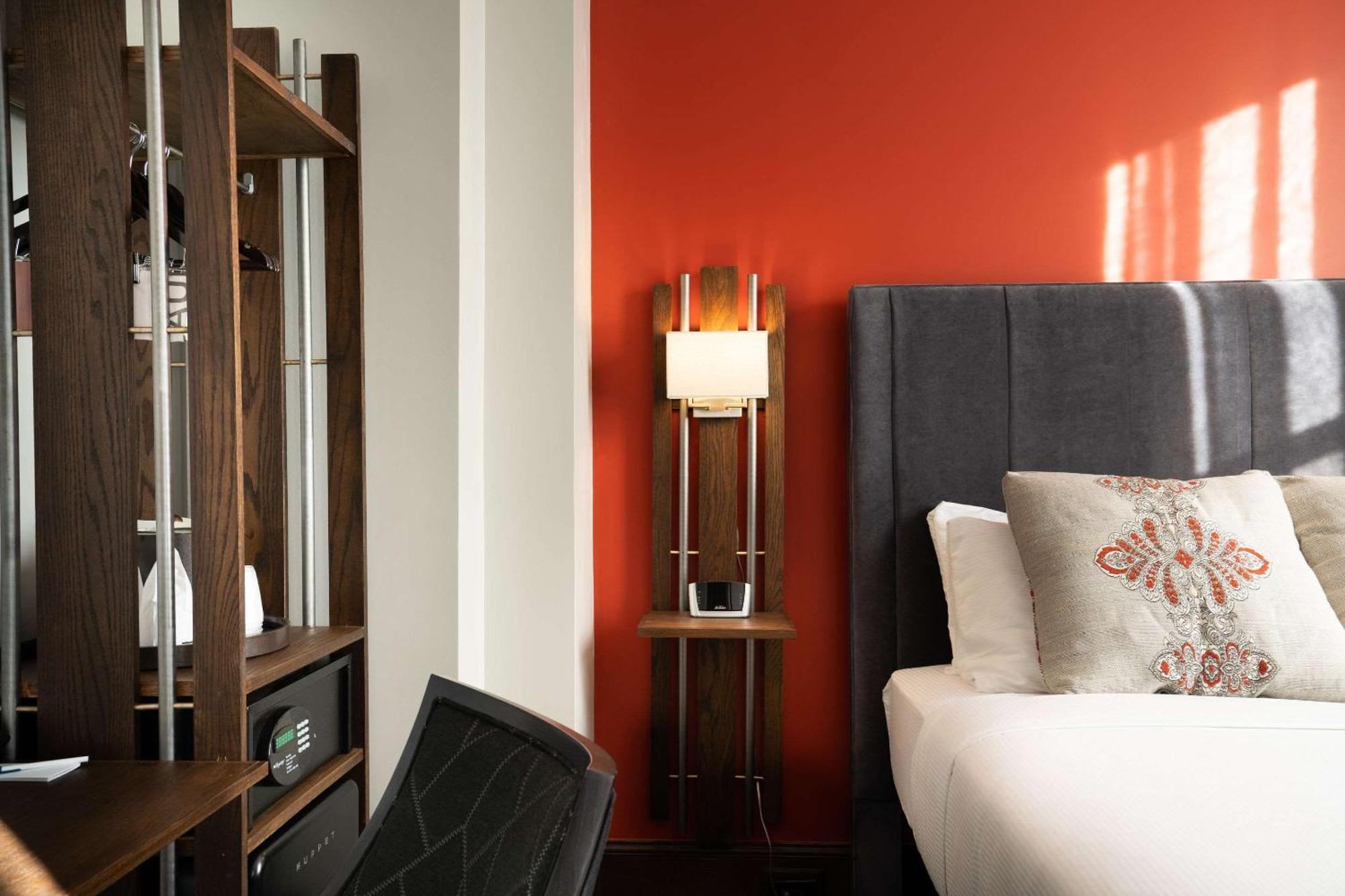 The Esquire Hotel Downtown Gastonia, Ascend Hotel Collection Экстерьер фото